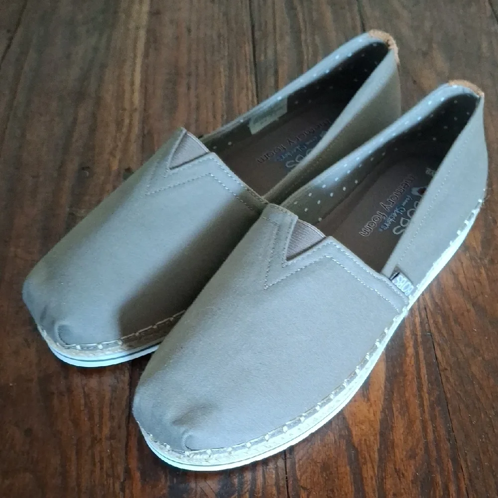 BOBS from Skechers casual slip